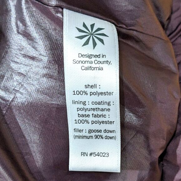 Athleta Women's Purple DownAbout Asymmetrical Zip Quilted Puffer Jacket Size XS - Picture 10 of 10